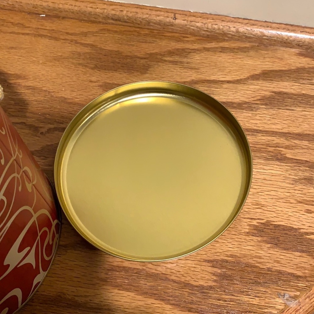 Empty Cookie Box - Picture 11 of 12